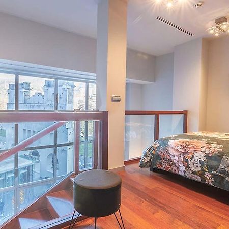 Apartmán Vivienda Turistica Duplex Isozaki-Guggenheim Bilbao Exteriér fotografie