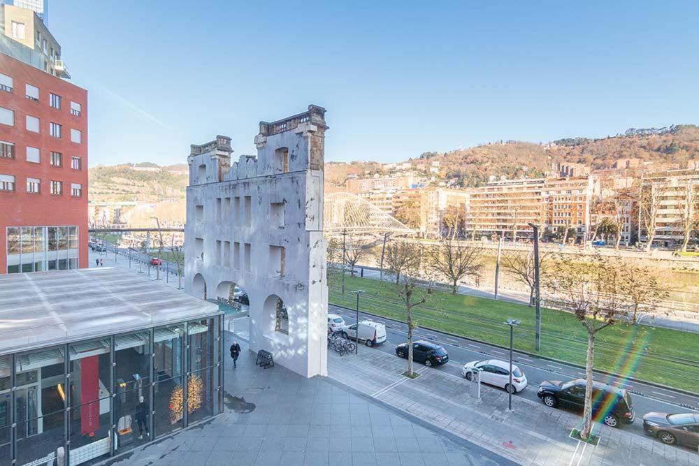 Apartmán Vivienda Turistica Duplex Isozaki-Guggenheim Bilbao Exteriér fotografie