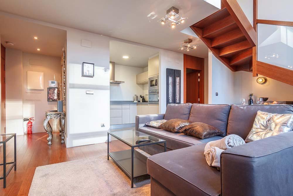 Apartmán Vivienda Turistica Duplex Isozaki-Guggenheim Bilbao Exteriér fotografie